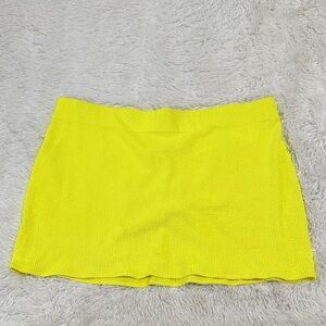 🦎 NWT Show Me Your MuMu Mini Skirt